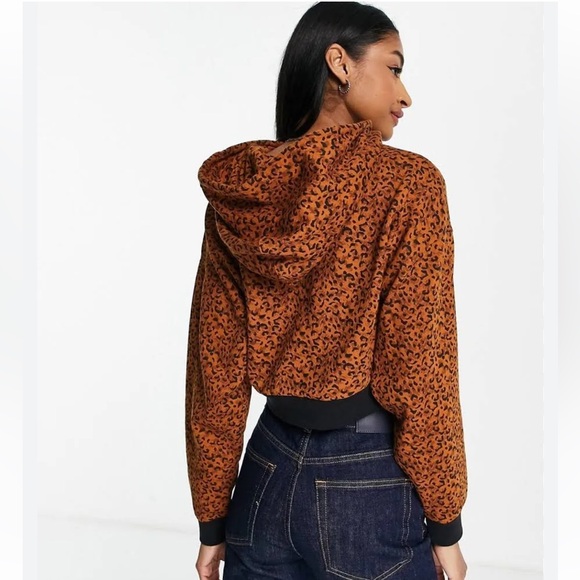 Levi's laundry day hoodie in leopard brown - Picture 2 of 8